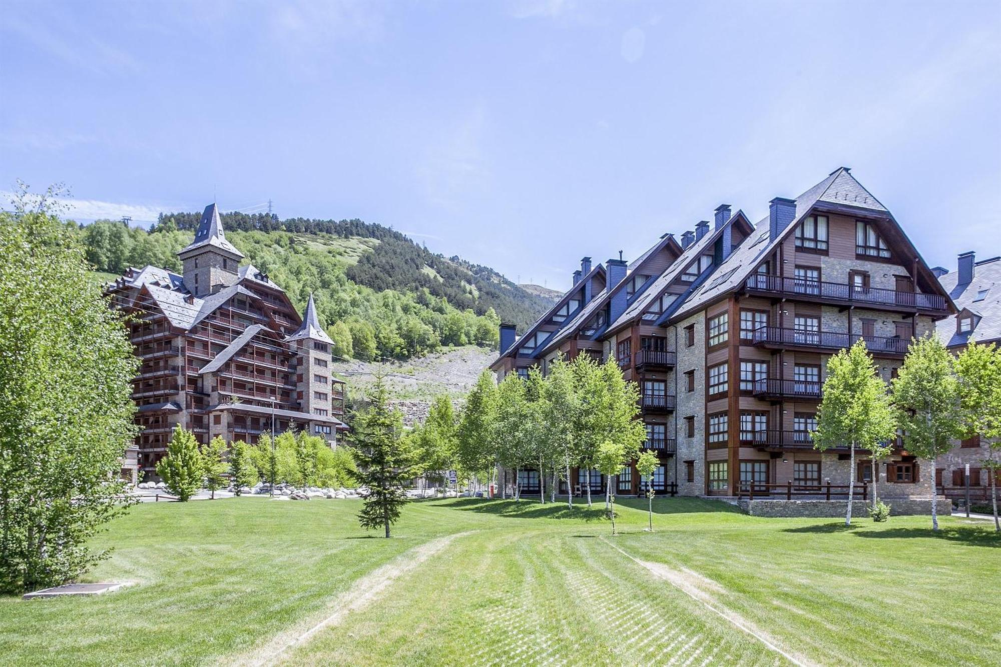 Luderna - Apartamento Val De Ruda A2 Comalada Baqueira Beret Eksteriør billede